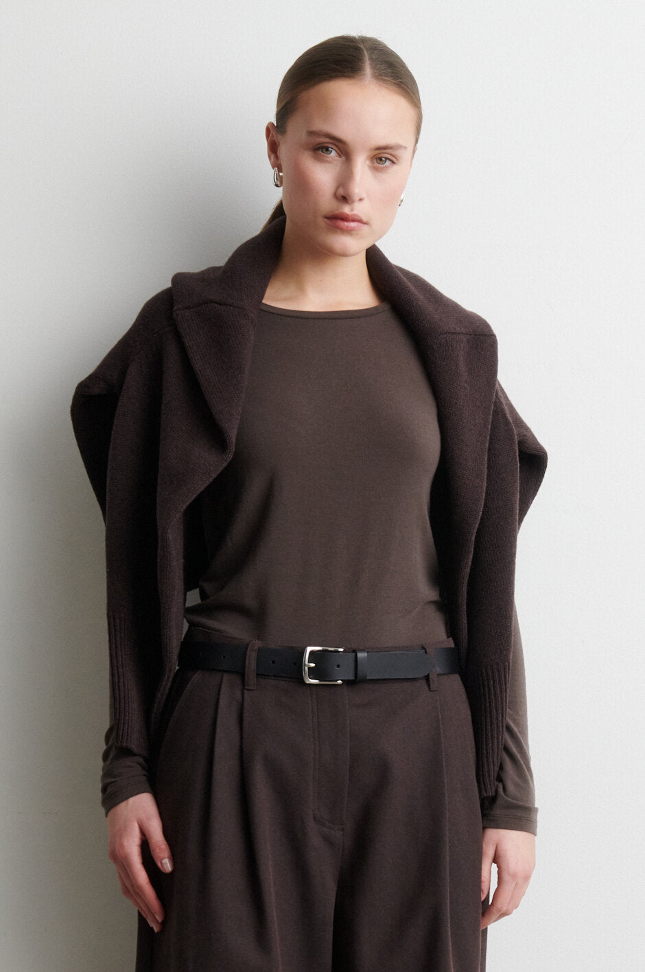 Matima o-neck langærmet t-shirt – Dark brown
